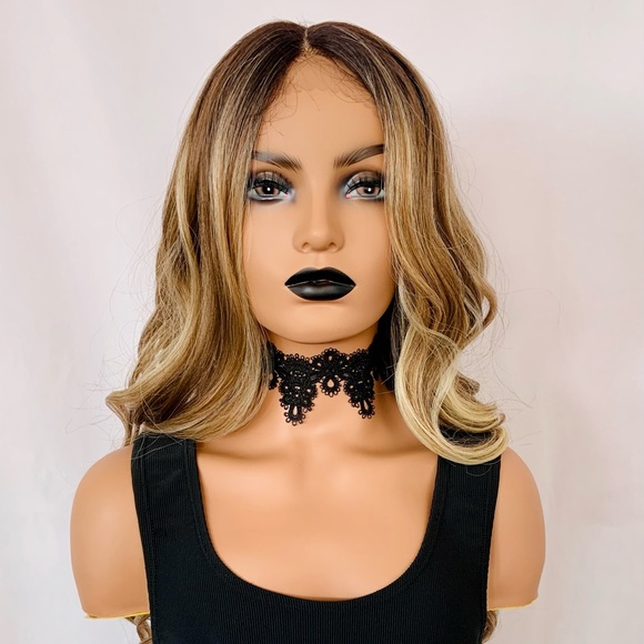 Absolutely Gorgeous 28” Ash Blonde Mix Premium Fiber Lace Front TPart Wig! - Picture 12 of 16